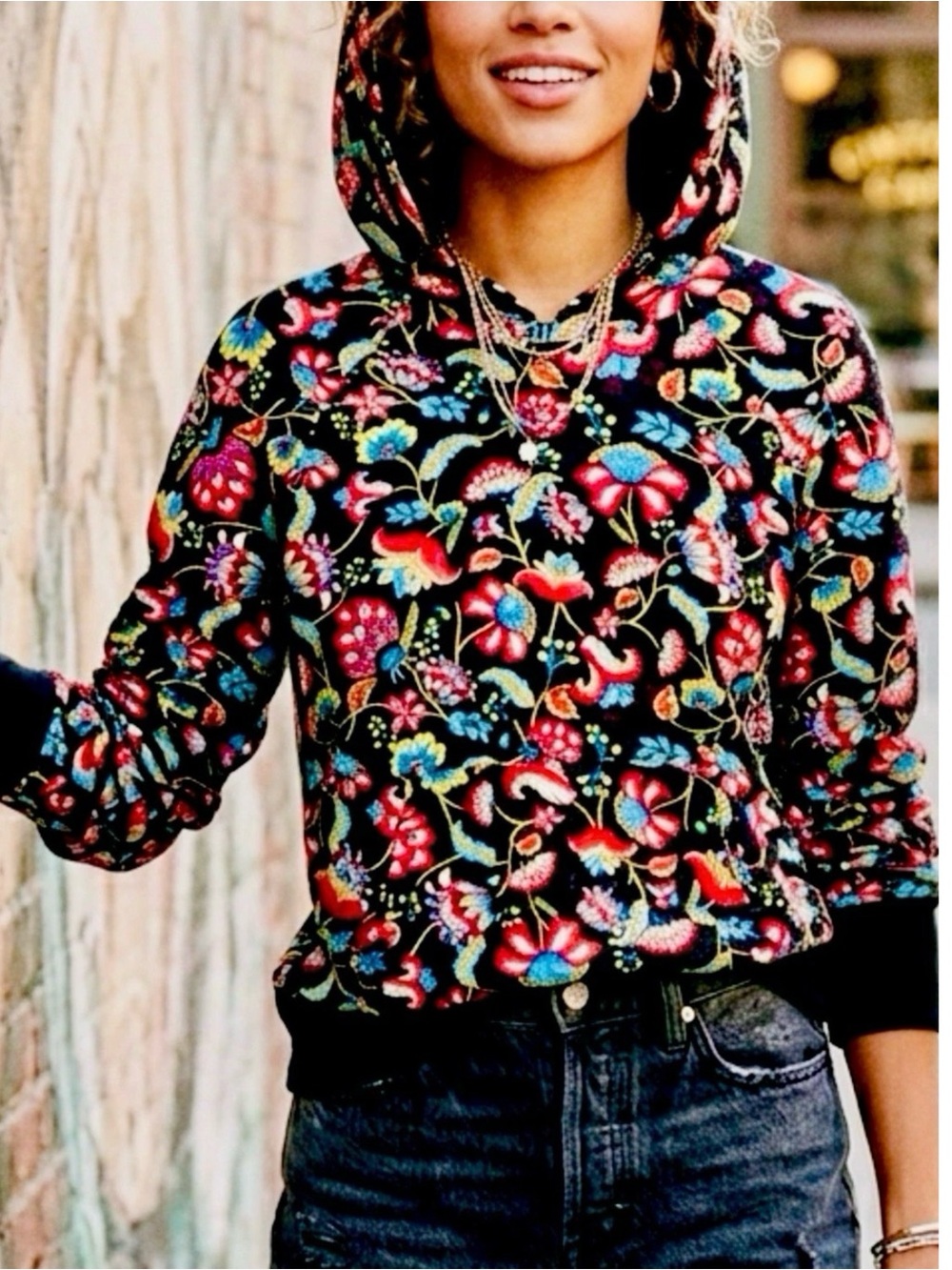 MASSEYS Women’s Whimsical Garden Hoodie Black Floral Knit Sweater Size Large